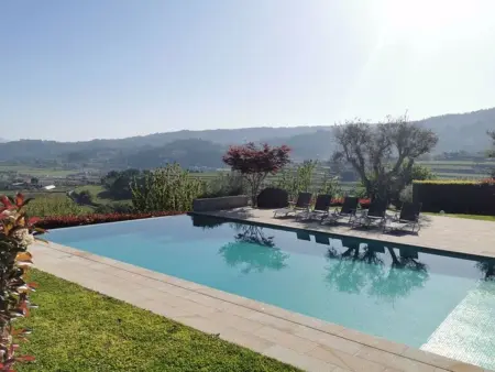 Fabelhafter Pool in einer atemberaubenden Landschaft - Photo 16