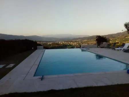 Fabelhafter Pool in einer atemberaubenden Landschaft - Photo 20
