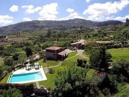 Fabelhafter Pool in einer atemberaubenden Landschaft - Photo 29