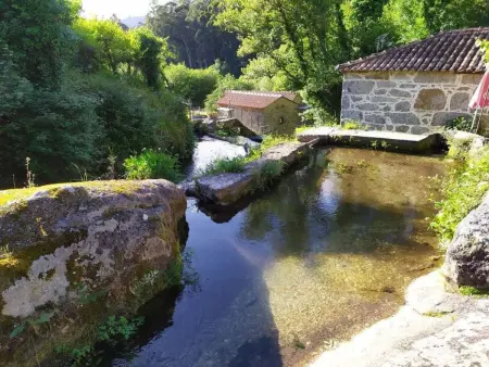 Renovierte Mühle in der Nähe der Cascades 1, Maison 2 personnes à Calheiros - Photo 15