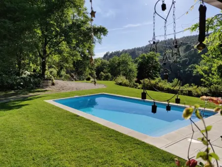 Villa  River Cottage  mit Blick auf das Wasser, Maison 6 personnes à Marco de Canaveses - Photo 1
