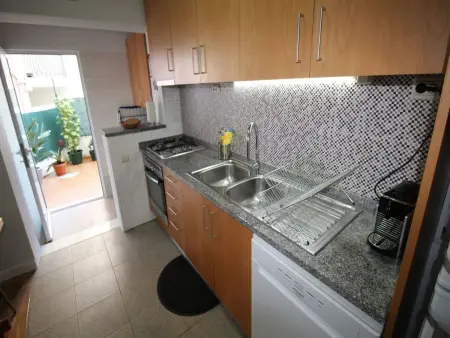Aveiro Apartment mit Patio, Appartement 6 personnes à Aveiro - Photo 12