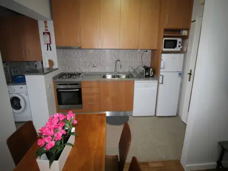 Aveiro Apartment mit Patio, Appartement 6 personnes à Aveiro - Photo 13