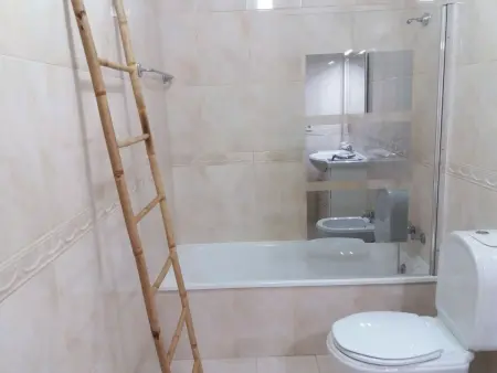 Sonnenstation im Zentrum, Appartement 6 personnes à Aveiro - Photo 6