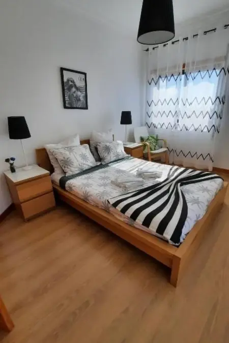 Genießen Sie den Balkon mit Blick auf das Meer, Appartement 6 personnes à Famalicão - Photo 6