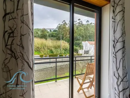 Genießen Sie den Balkon mit Blick auf das Meer, Appartement 6 personnes à Famalicão - Photo 15