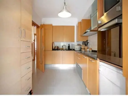 Genießen Sie den Balkon mit Blick auf das Meer, Appartement 6 personnes à Famalicão - Photo 19