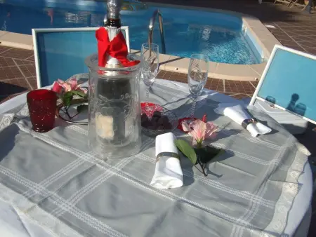 Schönes Ferienhaus in Colares mit Privatem Pool - Photo 4
