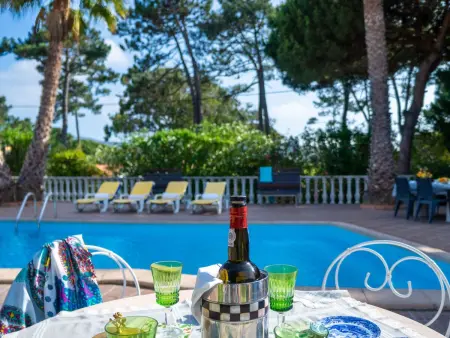 Schönes Ferienhaus in Colares mit Privatem Pool - Photo 35