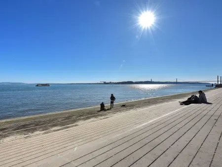 Ganze Wohnung in Lissabon mit Flussblick, Appartement 6 personnes à Lisbonne - Photo 23