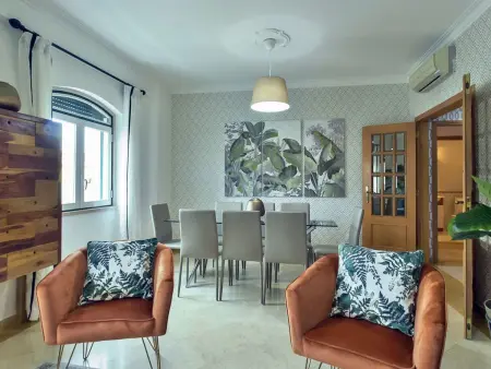 Zentrale Wohnung in Lissabon, Appartement 9 personnes à Lisbonne - Photo 11