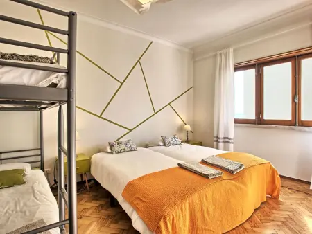 Studio für 17 Personen und 1 Kind in Lissabon, Appartement 17 personnes à Lisbonne - Photo 6