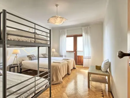 Studio für 17 Personen und 1 Kind in Lissabon, Appartement 17 personnes à Lisbonne - Photo 43
