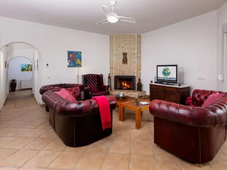 Villa das Palmeiras mit großem Schwimmbad, Maison 4 personnes à Seixal - Photo 20