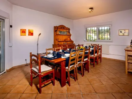 Villa das Palmeiras mit großem Schwimmbad, Maison 4 personnes à Seixal - Photo 21