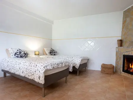 Villa das Palmeiras mit großem Schwimmbad, Maison 4 personnes à Seixal - Photo 29