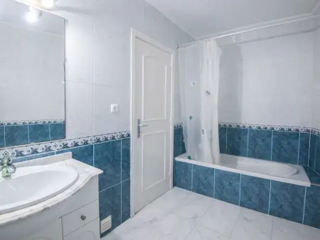 Villa das Palmeiras mit großem Schwimmbad, Maison 4 personnes à Seixal - Photo 30