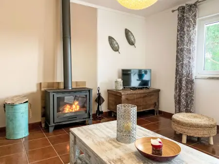 Charmantes Ferienhaus mit schöner Aussicht, 2 Sc - Photo 3
