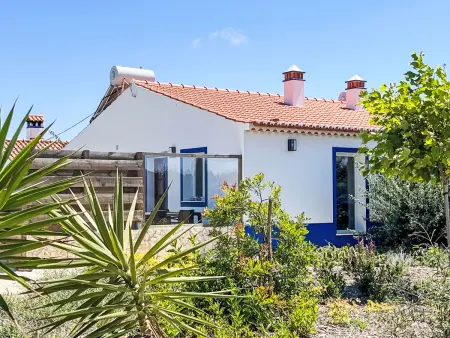 auf dem Lande in der Nähe des Strandes, Maison 2 personnes à Aljezur - Photo 3