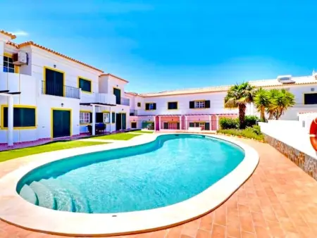 mit Terrasse, Maison 5 personnes à Bensafrim - Photo 23