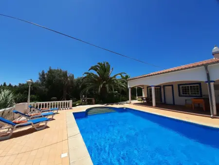 mit Terrasse und Gemeinschaftspool, Appartement 4 personnes à Lagos - Photo 3
