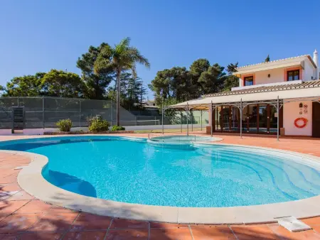 Ferienvilla  Mouraria  mit Blick auf das Wasser, Maison 16 personnes à Carvoeiro (Algarve) - Photo 1
