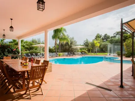 Ferienvilla  Mouraria  mit Blick auf das Wasser, Maison 16 personnes à Carvoeiro (Algarve) - Photo 2