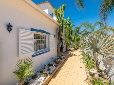 Villa Oasis Galé - privater Pool, Klimaanlage, Maison 8 personnes à Guia - Photo 10