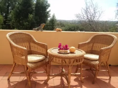 mit Balkon, Terrasse und Außenpool, Maison 2 personnes à Fuseta - Photo 9