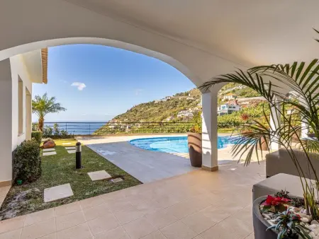 Finca  Calheta  mit Blick auf das Wasser, Maison 12 personnes à Madeira Calheta - Photo 13