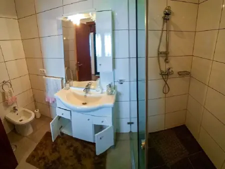 Die lustige und entspannende Wohnung mit Terrasse und Aussicht - Photo 9