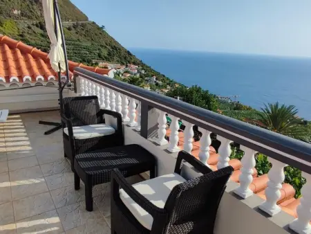 Dachterrasse sonnig und perfekte Aussicht apt, Appartement 2 personnes à Arco da Calheta - Photo 16