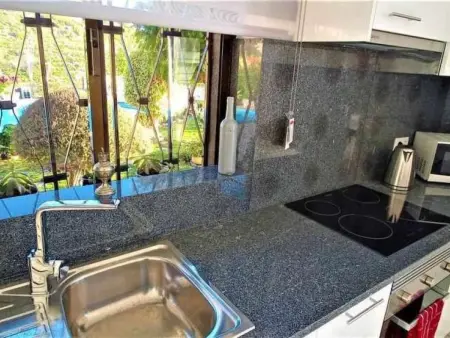 mit eigenem Pool, Appartement 6 personnes à Arco da Calheta - Photo 13