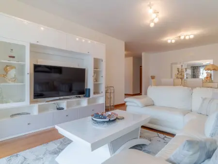 mit gemeinschaftlichem Pool, Appartement 5 personnes à Madeira Funchal - Photo 2
