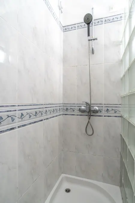 für 3 Personen ca. 60 m&sup2; in São Martinho, Madeira (Südküste von Madeira) - Photo 10