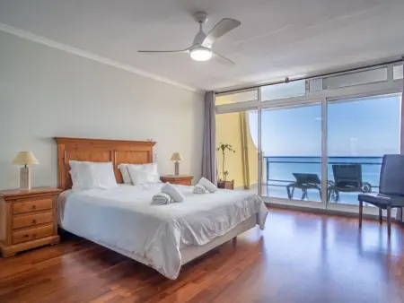 für 4 Personen ca. 130 m&sup2; in São Martinho, Madeira (Südküste von Madeira) - Photo 3