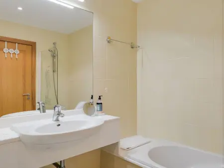 Ivis Home von HR Madeira, Appartement 4 personnes à Madeira Funchal - Photo 9