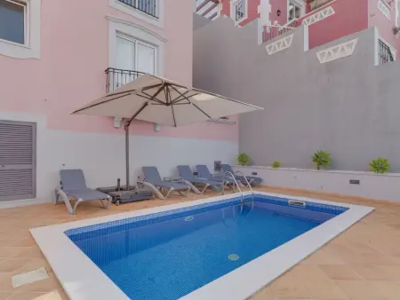 Villa Pembe bei Holiday Rental Madeira, Maison 6 personnes à Madeira Funchal - Photo 1