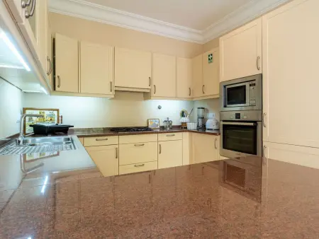 Elegante Ferienwohnung mit Gemeinschaftspool und Wellnessbereich - Photo 11