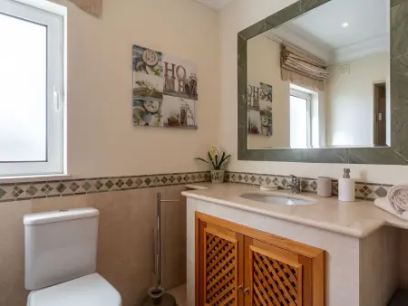 Elegante Ferienwohnung mit Gemeinschaftspool und Wellnessbereich - Photo 16