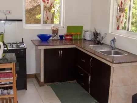 Erdgeschosswohnung mit Grill in Mare Anglaise, Appartement 2 personnes à Beau Vallon - Photo 6