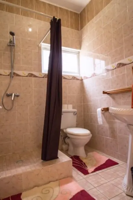 Erdgeschosswohnung mit Grill in Mare Anglaise, Appartement 2 personnes à Beau Vallon - Photo 17