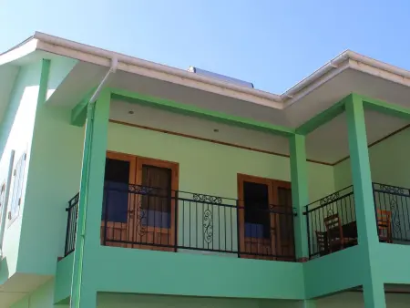 Charmante Ferienwohnung in Grand Anse mit Grill, Appartement 2 personnes à Beau Vallon - Photo 1
