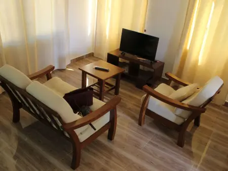 Charmante Ferienwohnung in Grand Anse mit Grill, Appartement 2 personnes à Beau Vallon - Photo 3