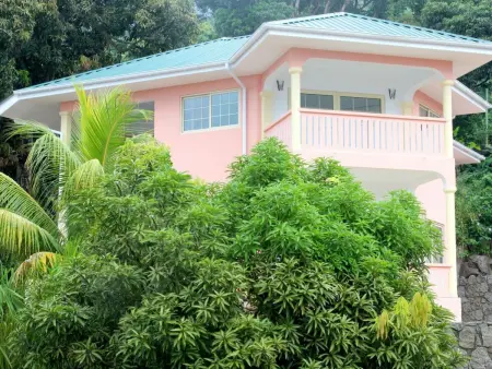 Horizon, klimatisierte Ferienwohnung mit Balkon, Appartement 4 personnes à Beau Vallon - Photo 1