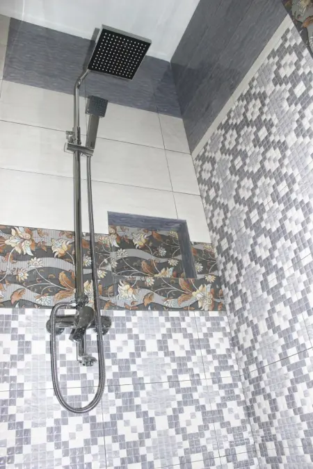 Horizon, klimatisierte Ferienwohnung mit Balkon, Appartement 4 personnes à Beau Vallon - Photo 18