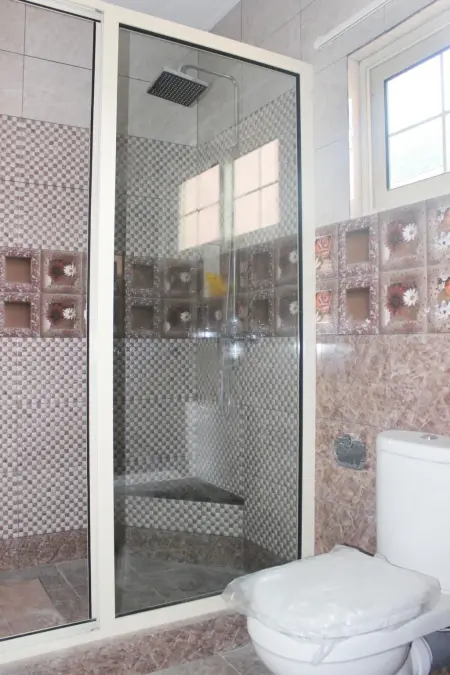 Horizon, klimatisierte Ferienwohnung mit Balkon, Appartement 4 personnes à Beau Vallon - Photo 19