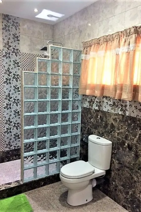 Horizon, klimatisierte Ferienwohnung mit Balkon, Appartement 4 personnes à Beau Vallon - Photo 20