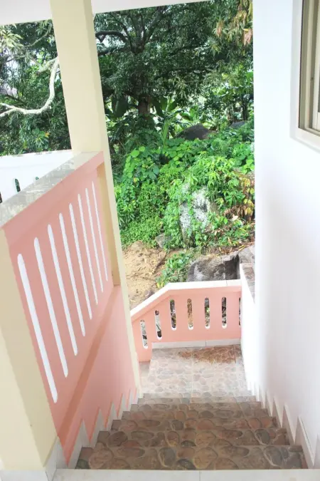 Horizon, klimatisierte Ferienwohnung mit Balkon, Appartement 4 personnes à Beau Vallon - Photo 30
