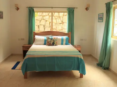 Horizon, klimatisierte Ferienwohnung mit Balkon, Appartement 4 personnes à Beau Vallon - Photo 37